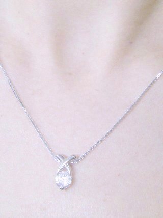 �L���[�r�b�N�W���R�j�A�̃y���_���g