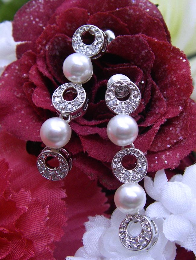 �p�[���ƃL���[�r�b�N�W���R�j�A�̃s�A�X