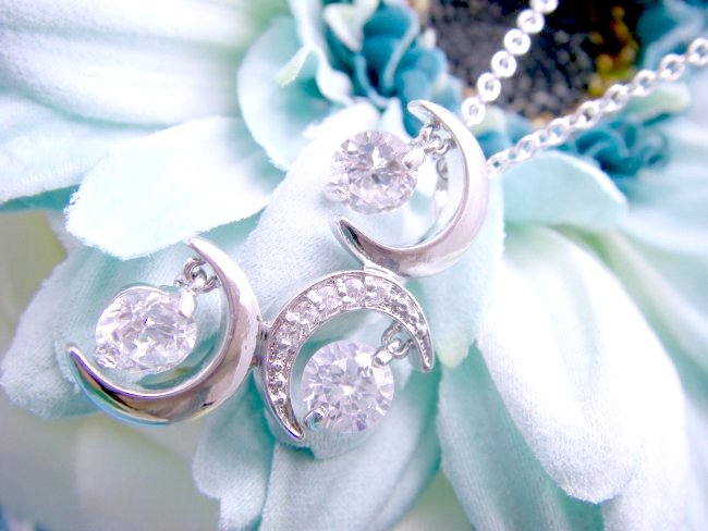 �L���[�r�b�N�W���R�j�A�@�N���Z���g�y���_���g