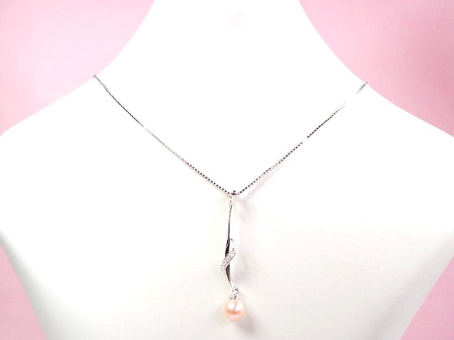 �W���p�[���ƃL���[�r�b�N�W���R�j�A�̃y���_���g