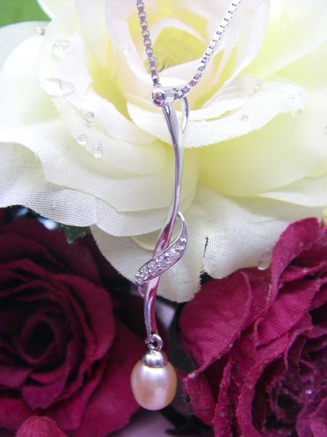 �W���p�[���ƃL���[�r�b�N�W���R�j�A�̃y���_���g