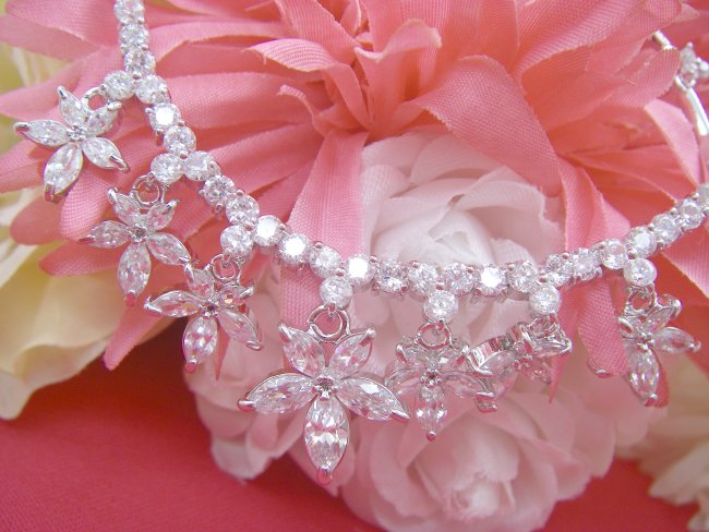 �l�b�N���X