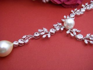 �p�[���l�b�N���X