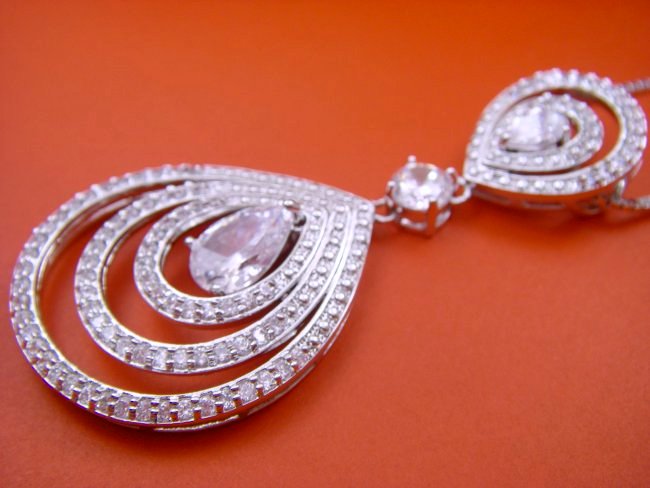 �y���_���g