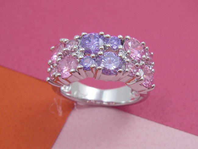 �J���[�����O