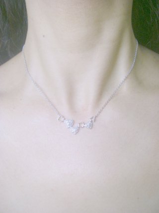 �n�[�g�@�y���_���g�E�l�b�N���X