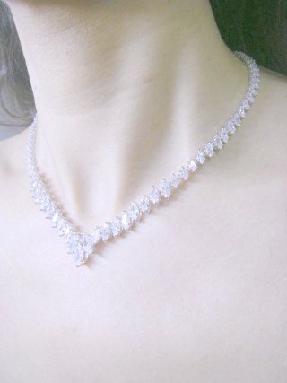 �L���[�r�b�N�W���R�j�A�@�l�b�N���X