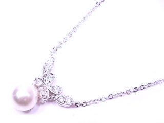 �p�[���ƃL���[�r�b�N�W���R�j�A�@�A�N�Z�T���[�E�y���_���g