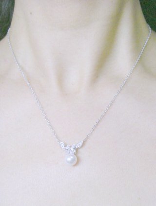 �p�[���ƃL���[�r�b�N�W���R�j�A�@�A�N�Z�T���[�E�y���_���g