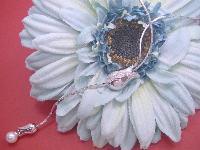 �}�W�����J�p�[���@�y���_���g�E�l�b�N���X