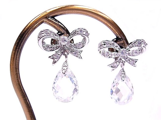 ���{�����`�[�t�@�s�A�X�E�A�N�Z�T���[