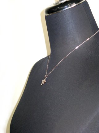 �L���[�r�b�N�W���R�j�A�̃y���_���g