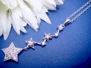 �X�^�[�y���_���g�@CZ�@�L���[�r�b�N�W���R�j�A�̃y���_���g�@���i�X�^�[�jstar