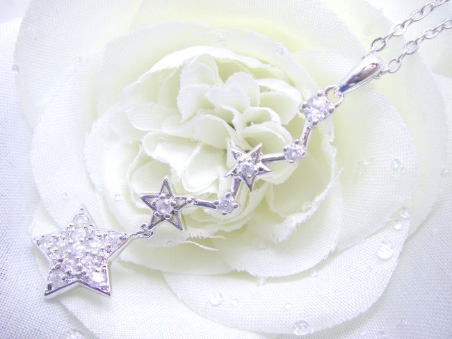 �����`�[�t�@�y���_���g�E�A�N�Z�T���[