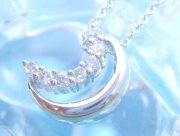 CZ�@�L���[�r�b�N�W���R�j�A�̃y���_���g�@�N���Z���g�y���_���g�@���@Moon