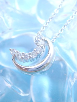 �����`�[�t�@�y���_���g�@�L���[�r�b�N�W���R�j�A�E�A�N�Z�T���[