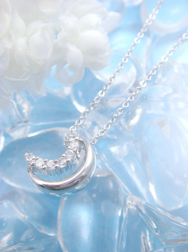 �����`�[�t�@�y���_���g�@�L���[�r�b�N�W���R�j�A�E�A�N�Z�T���[