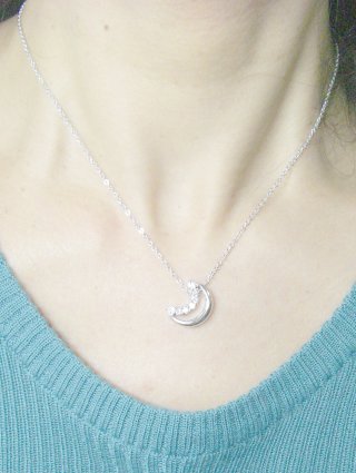 �����`�[�t�@�y���_���g�@�L���[�r�b�N�W���R�j�A�E�A�N�Z�T���[