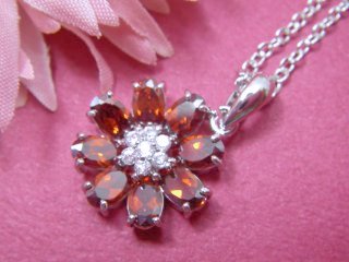 �_���A�@�K�[�l�b�g�E�y���_���g