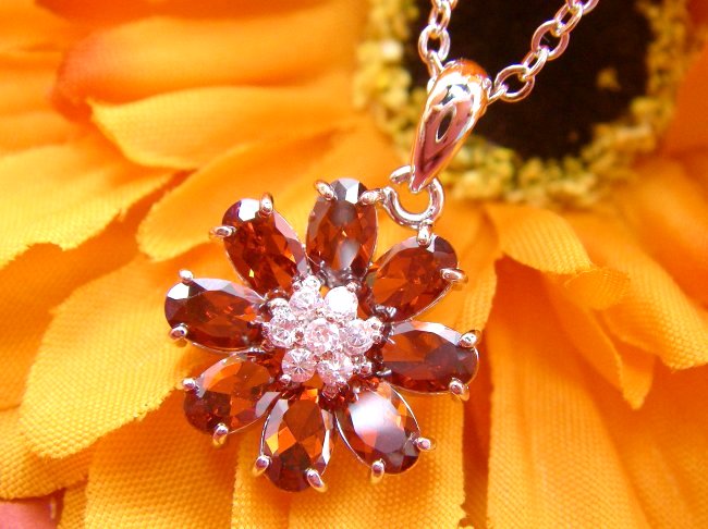 �_���A�@�K�[�l�b�gCZ�y���_���g�E�A�N�Z�T���[