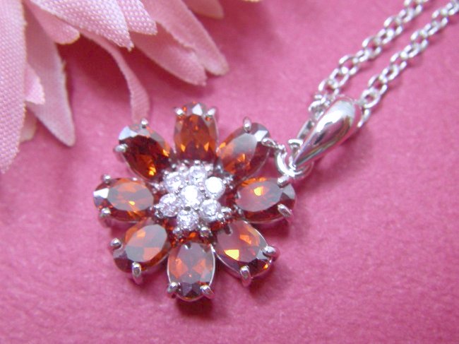 �_���A�@�K�[�l�b�gCZ�y���_���g�E�A�N�Z�T���[