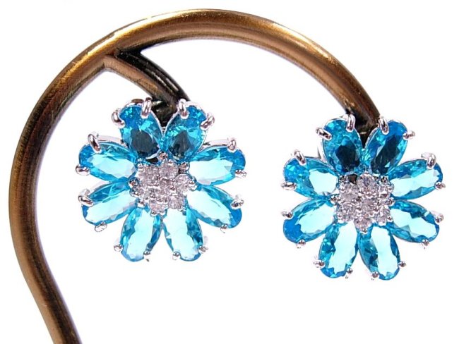 �_���A�@���C�g�u���[�ECZ�s�A�X�E�A�N�Z�T���[