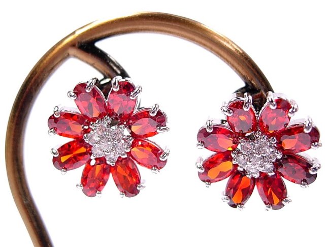 �_���A�@�K�[�l�b�g�E�C�������O