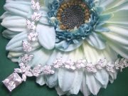 �V���o�[925�ƃL���[�r�b�N�W���R�j�A�̃l�b�N���X