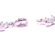 �u���C�_���@�l�b�N���X�@�L���[�r�b�N�W���R�j�A�E�A�N�Z�T���[