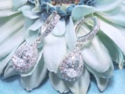 �L���[�r�b�N�̃s�A�X