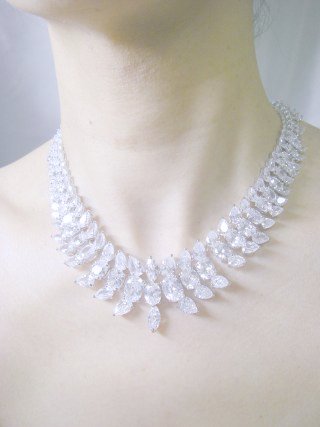 �L���[�r�b�N�W���R�j�A�@�l�b�N���X�@�u���C�_���@�S�[�W���X