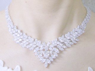 �L���[�r�b�N�W���R�j�A�@�l�b�N���X�@�u���C�_���@�S�[�W���X