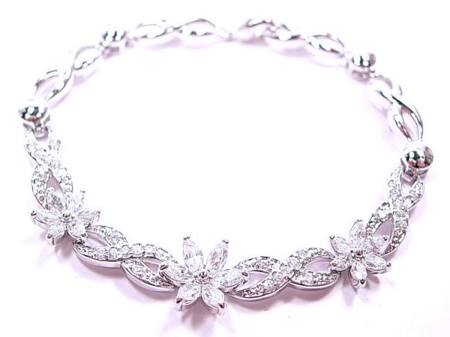 �t�����[���`�[�t�@�u���X���b�g�@CZ�A�N�Z�T���[