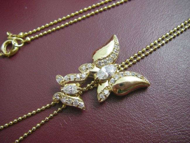 �o�^�t���C���`�[�t�@�y���_���g�E�l�b�N���X�@�L���[�r�b�N�W���R�j�A�E�A�N�Z�T���[