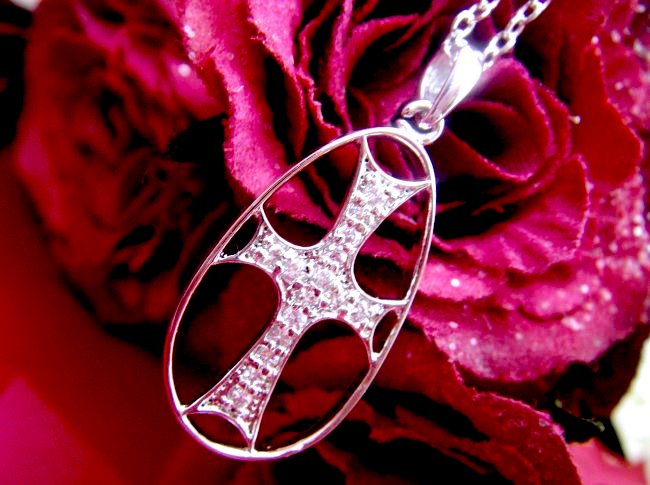 �N���X�@�\���ˁ@�y���_���g�@�L���[�r�b�N�W���R�j�A�E�A�N�Z�T���[