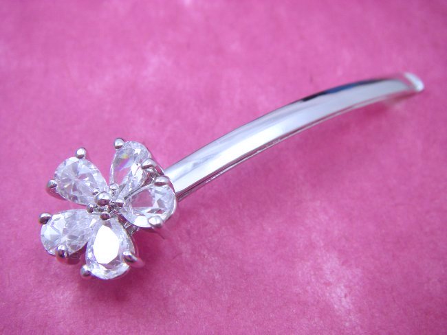 �L���[�r�b�N�W���R�j�A�̃w�A�E�A�N�Z�T���[