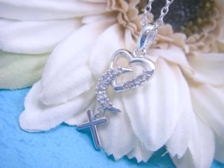 �n�[�g�@���[���@�N���X�@�y���_���g