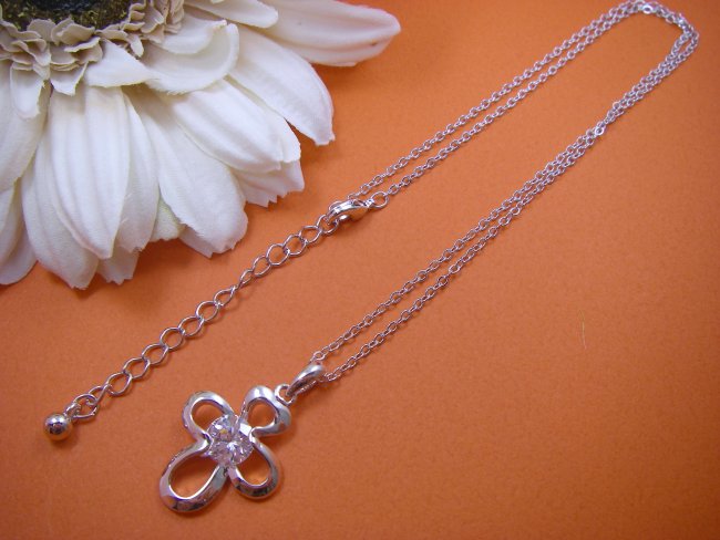 �N���X�y���_���g