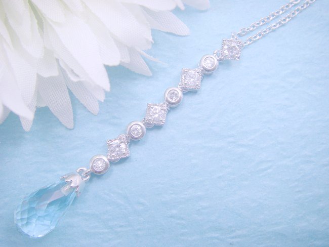 �L���[�r�b�N�W���R�j�A�E�y���_���g�@�A�N�Z�T���[