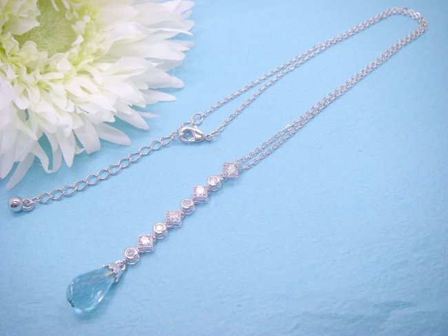 �L���[�r�b�N�W���R�j�A�E�y���_���g�@�A�N�Z�T���[