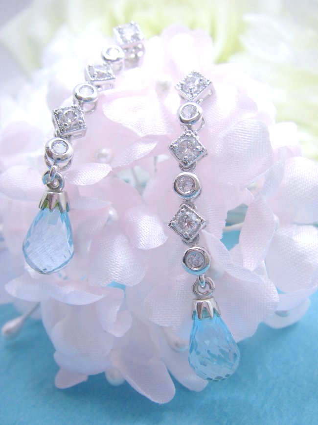 �L���[�r�b�N�W���R�j�A�E�s�A�X�@�A�N�Z�T���[