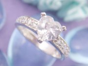 CZ�@�L���[�r�b�N�W���R�j�A�i�����O�j