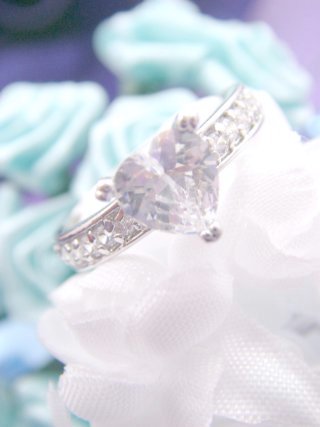 キュービックジルコニア リング ハート