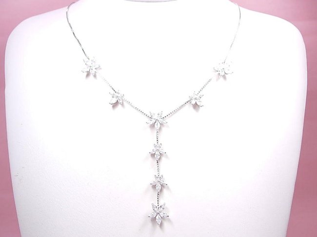 ���ԃ��`�[�t�@�l�b�N���X