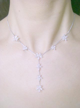 ���ԃ��`�[�t�@�l�b�N���X