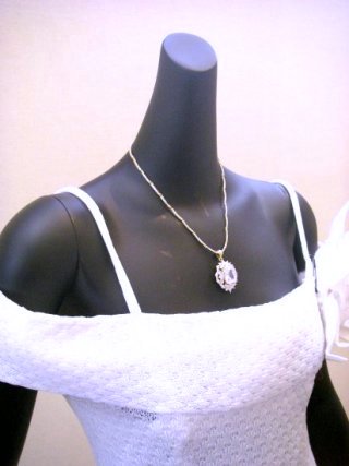 �L���[�r�b�N�W���R�j�A�@�A�N�Z�T���[�@�l�b�N���X