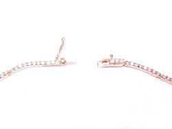 �L���[�r�b�N�W���R�j�A�̃l�b�N���X