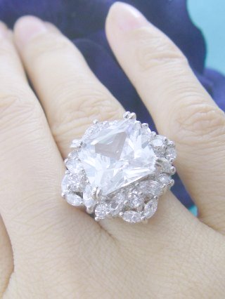 �L���[�r�b�N�W���R�j�A�@�����O