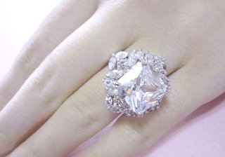 �L���[�r�b�N�W���R�j�A�@�����O