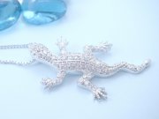 CZ�@�L���[�r�b�N�W���R�j�A�̃y���_���g�@���U�[�h�@�g�J�Q�@